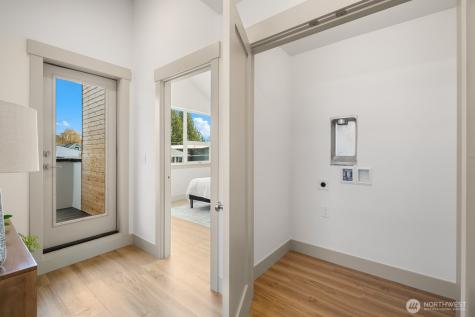 2931 39th Avenue SW Seattle WA 98116