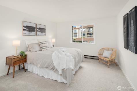 1319 S Puget Drive Renton WA 98055