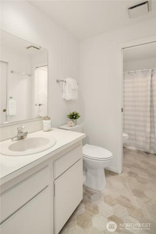 1319 S Puget Drive Renton WA 98055