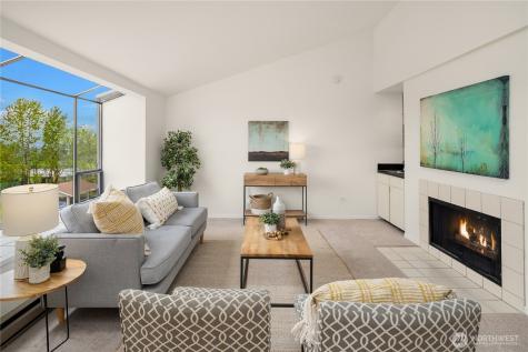 1319 S Puget Drive Renton WA 98055