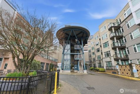 2000 Alaskan Way Seattle WA 98121
