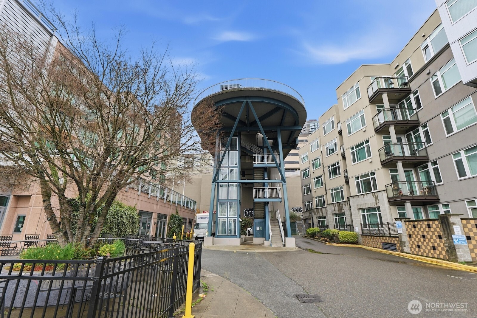 2000 Alaskan Way Seattle WA 98121
