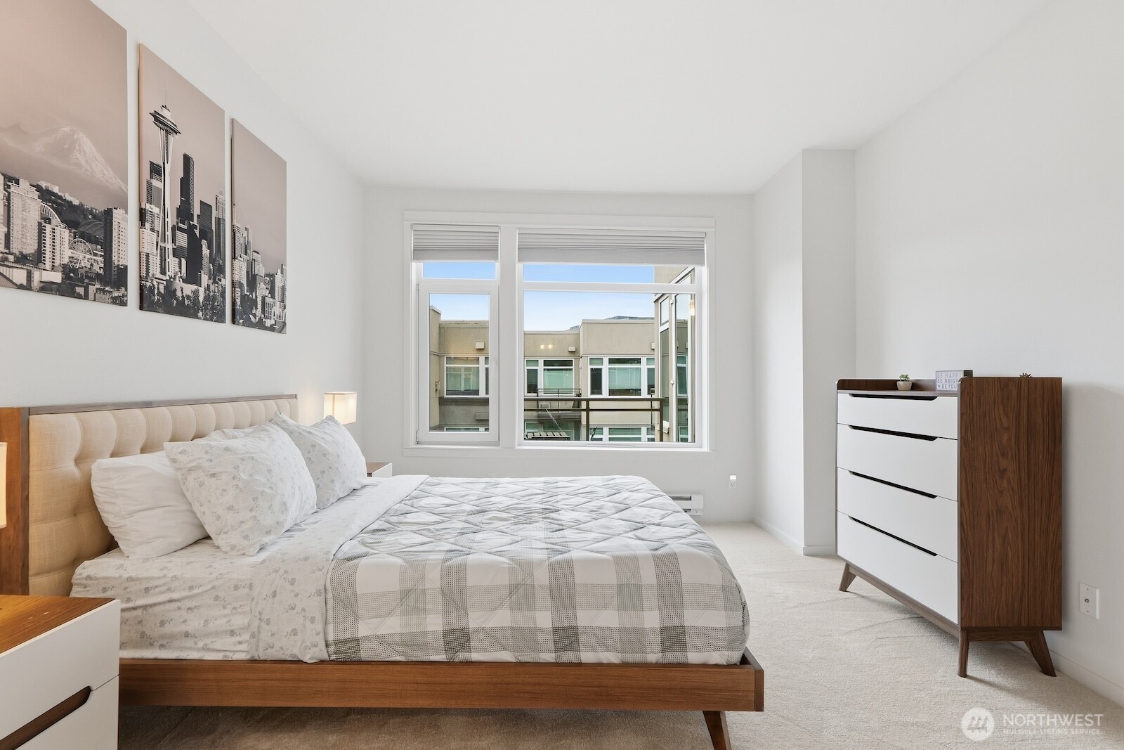 2000 Alaskan Way Seattle WA 98121