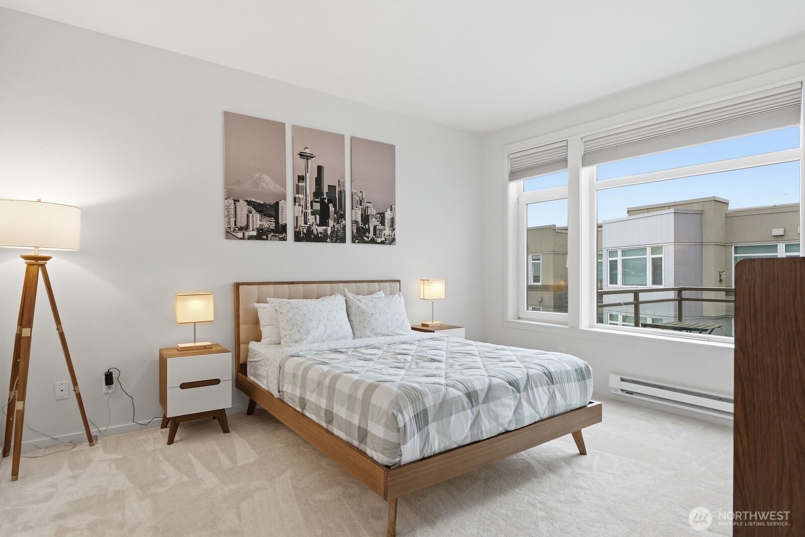2000 Alaskan Way Seattle WA 98121