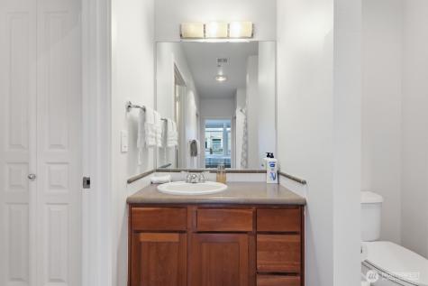 2000 Alaskan Way Seattle WA 98121