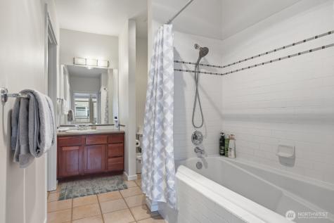 2000 Alaskan Way Seattle WA 98121