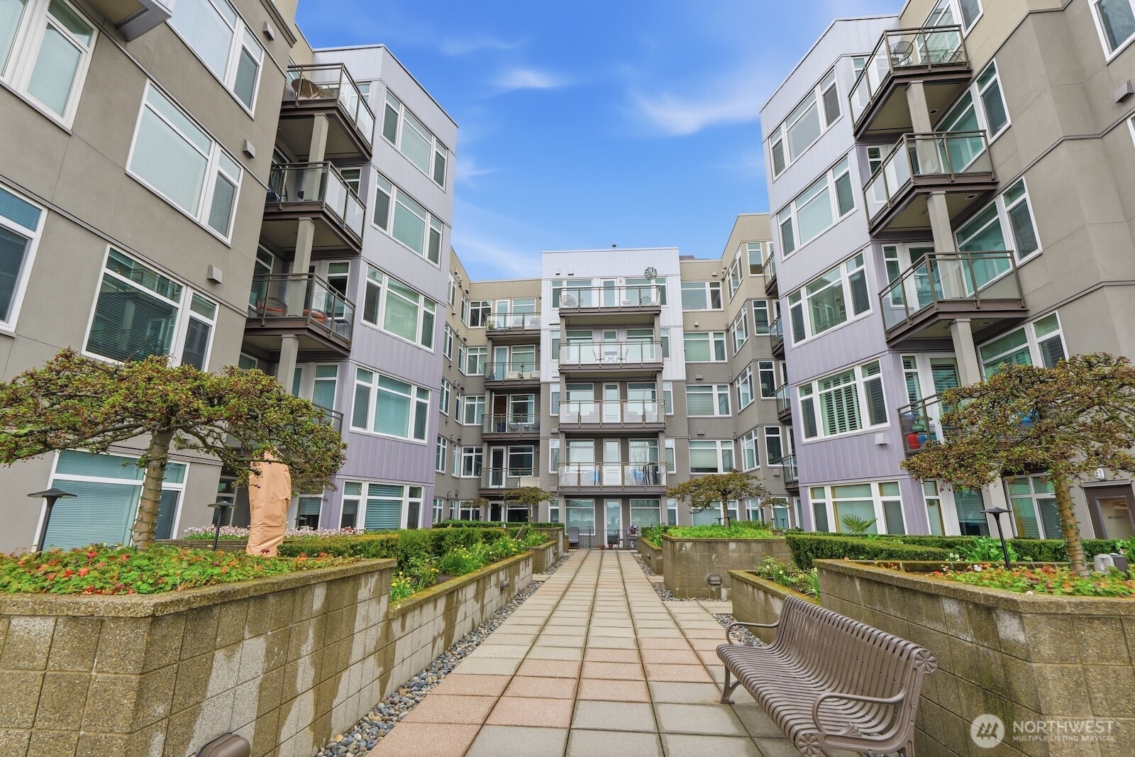 2000 Alaskan Way Seattle WA 98121