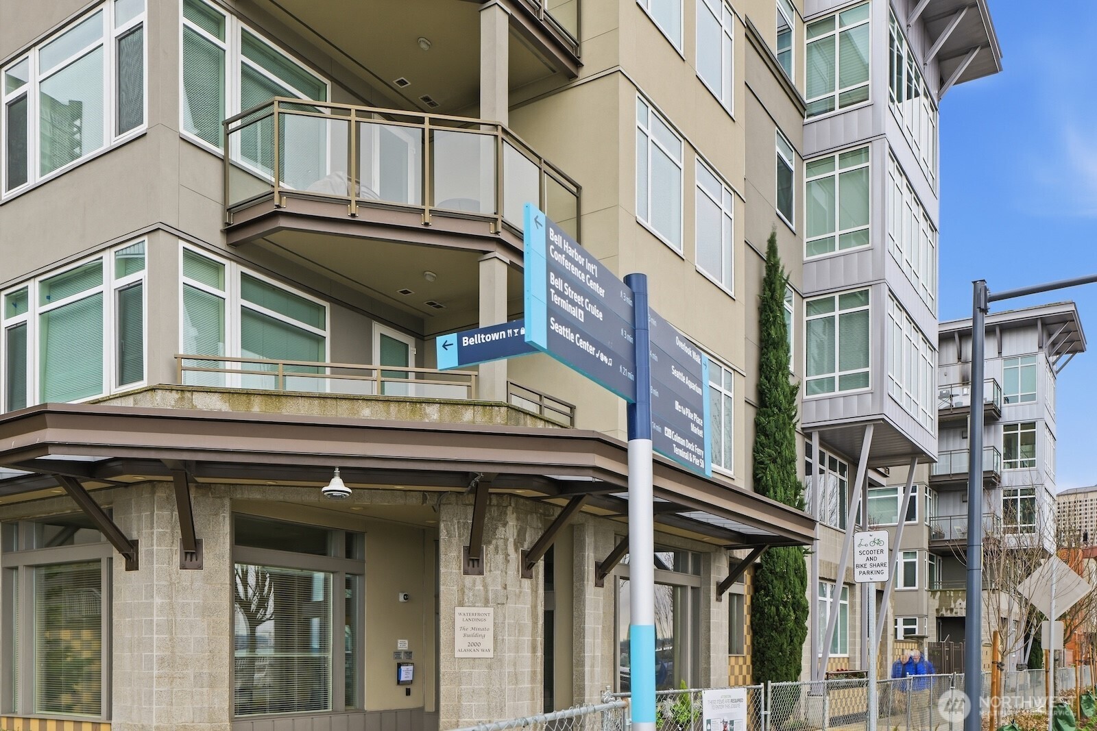 2000 Alaskan Way Seattle WA 98121