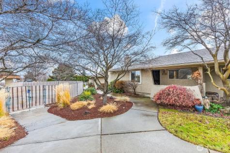 611 N 50th Avenue Yakima WA 98908