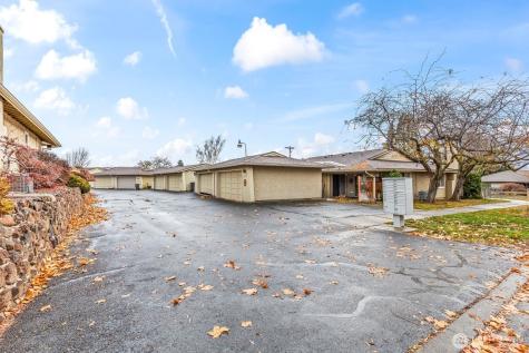 611 N 50th Avenue Yakima WA 98908
