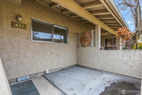 611 N 50th Avenue Yakima WA 98908