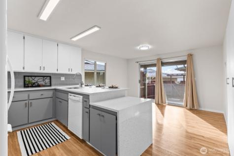 611 N 50th Avenue Yakima WA 98908