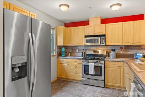 15508 35th Avenue W Lynnwood WA 98087