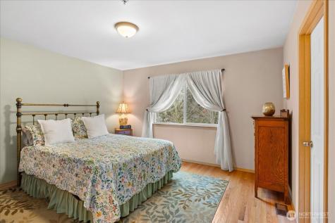 15508 35th Avenue W Lynnwood WA 98087