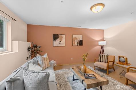 15508 35th Avenue W Lynnwood WA 98087
