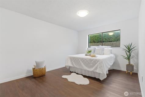 26425 Pennsylvania Avenue NE Kingston WA 98346