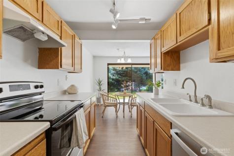 26425 Pennsylvania Avenue NE Kingston WA 98346