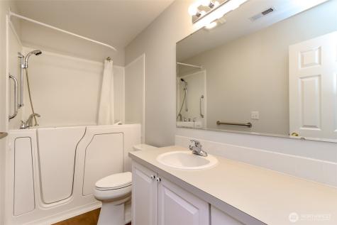 4525 7th Street SE Puyallup WA 98374