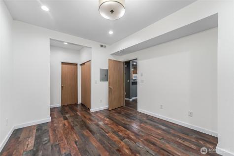 4710 SE Mill Pond Drive SE Auburn WA 98092