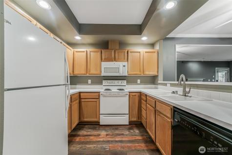 4710 SE Mill Pond Drive SE Auburn WA 98092