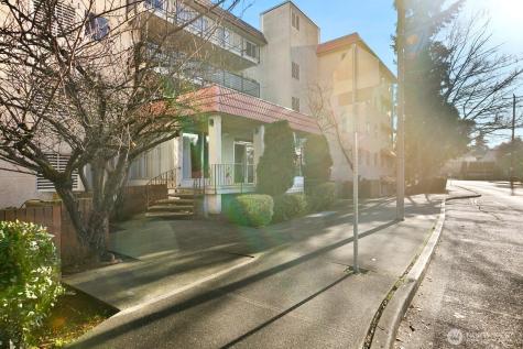 9030 Seward Park Avenue S Seattle WA 98118