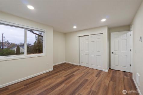 2902 13th Street Everett WA 98201