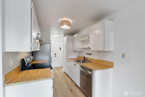 12744 NE 116th Street Kirkland WA 98034