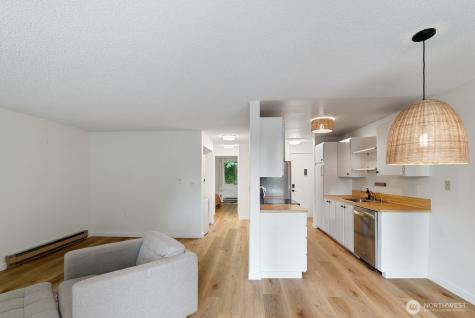 12744 NE 116th Street Kirkland WA 98034