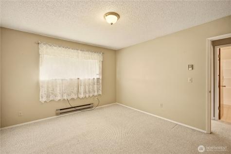 708 Marion Lane SE Puyallup WA 98372