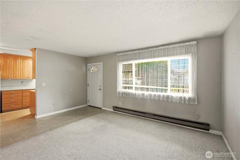 708 Marion Lane SE Puyallup WA 98372