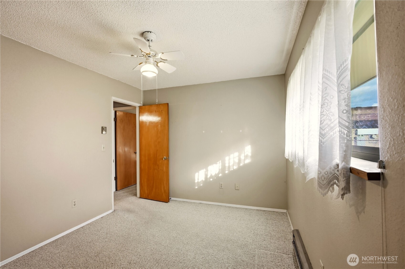 708 Marion Lane SE Puyallup WA 98372