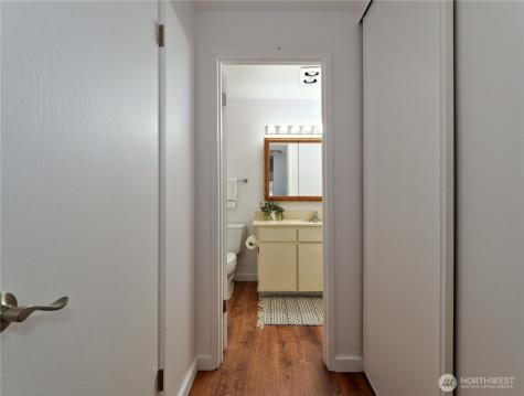 2104 Alki Avenue SW Seattle WA 98116