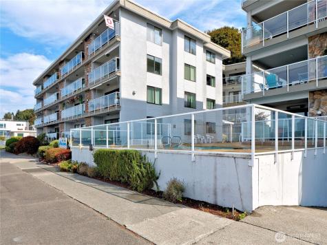 2104 Alki Avenue SW Seattle WA 98116