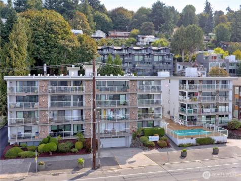 2104 Alki Avenue SW Seattle WA 98116