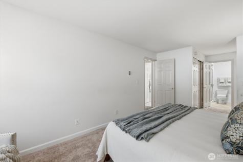 2929 76th Avenue SE Mercer Island WA 98040
