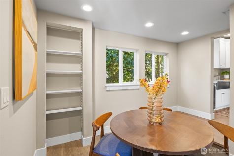 9547 Wallingford Avenue N Seattle WA 98103