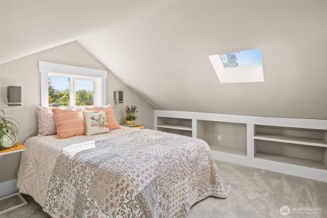 9547 Wallingford Avenue N Seattle WA 98103