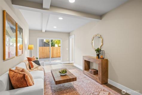 9547 Wallingford Avenue N Seattle WA 98103