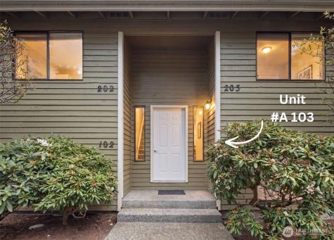 75 NW Columbia Drive Oak Harbor WA 98277