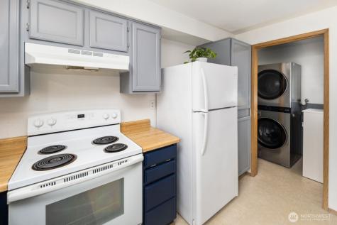 75 NW Columbia Drive Oak Harbor WA 98277