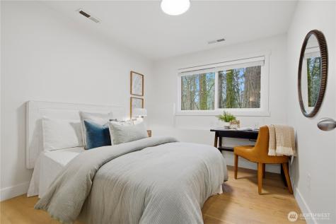 4281 152nd Court SE Bellevue WA 98006
