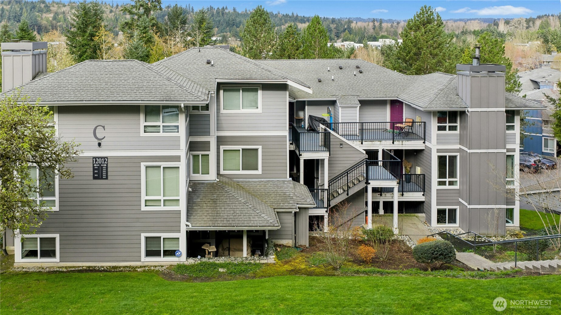 12012 NE 204th Place Bothell WA 98011