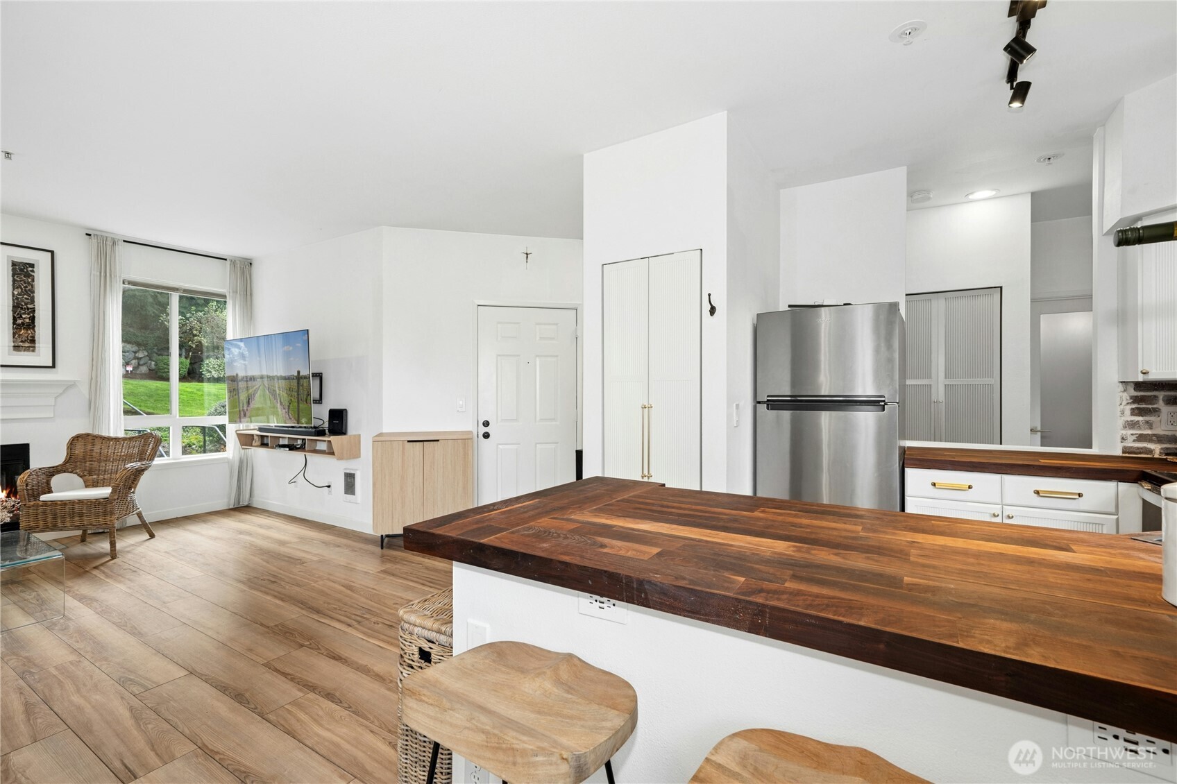 12012 NE 204th Place Bothell WA 98011