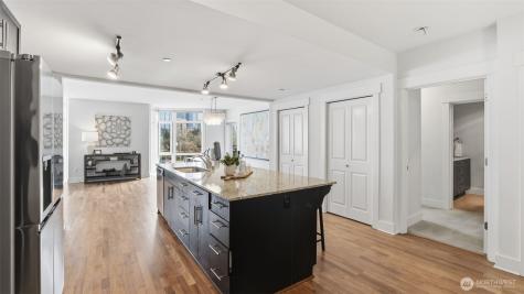 699 John Street Seattle WA 98109