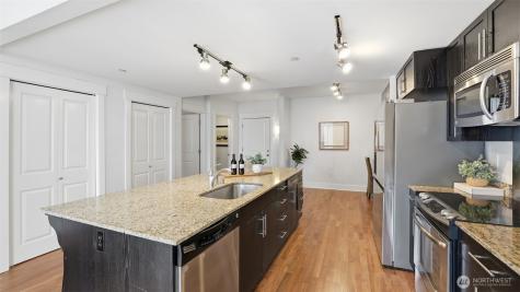 699 John Street Seattle WA 98109