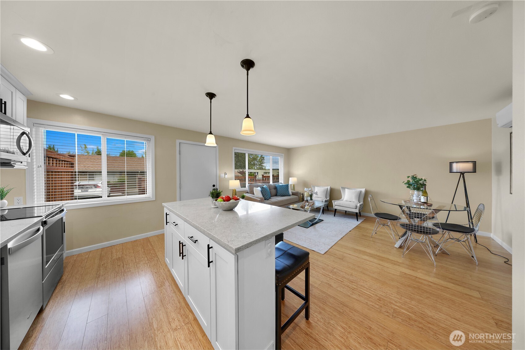4050 W Lake Sammamish Parkway NE Redmond WA 98052