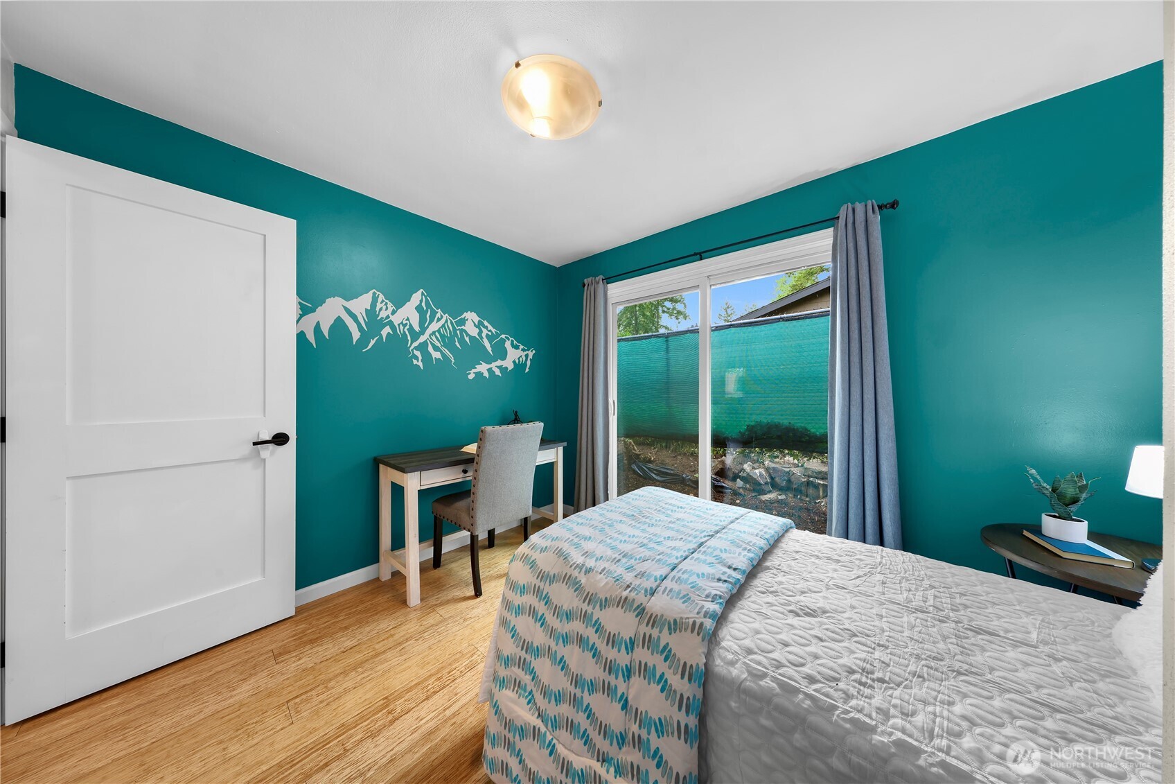 4050 W Lake Sammamish Parkway NE Redmond WA 98052