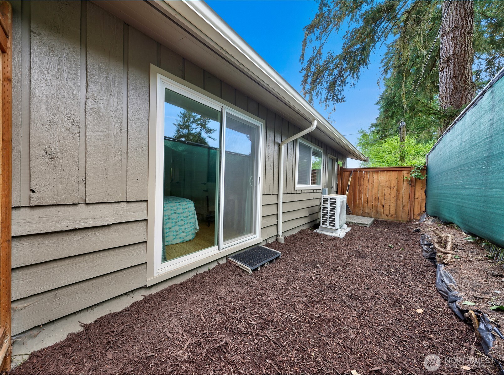 4050 W Lake Sammamish Parkway NE Redmond WA 98052