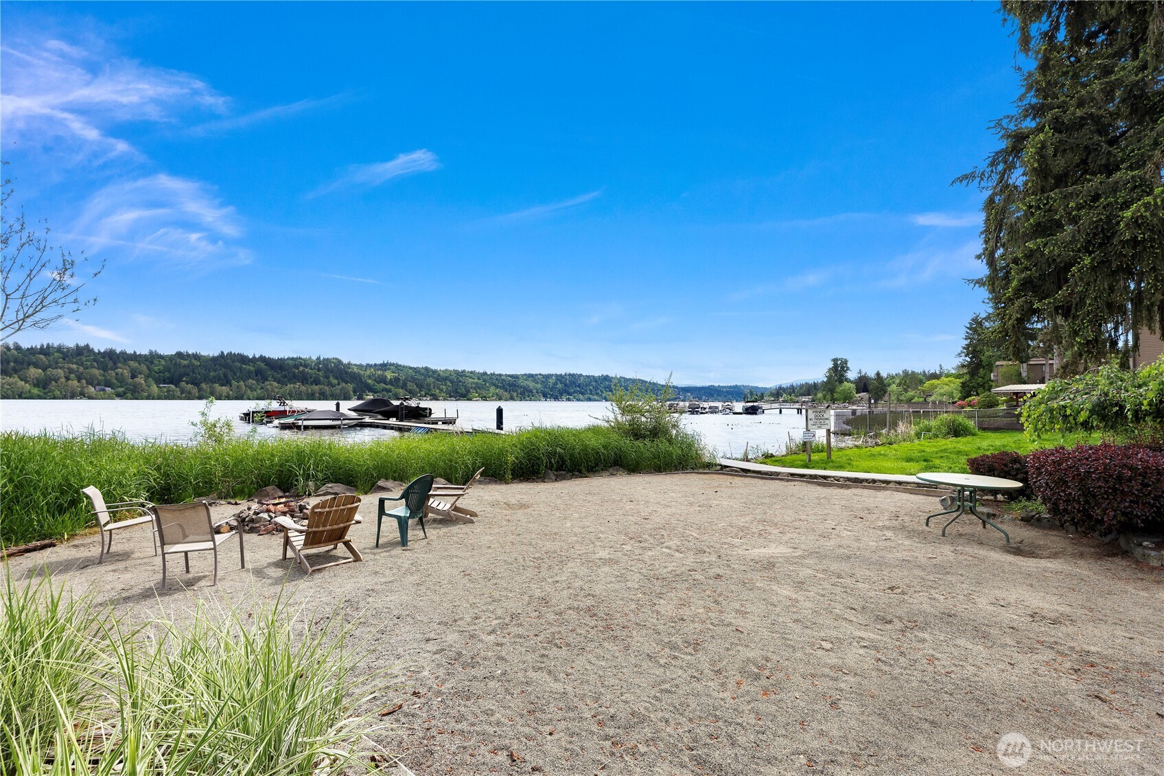 4050 W Lake Sammamish Parkway NE Redmond WA 98052