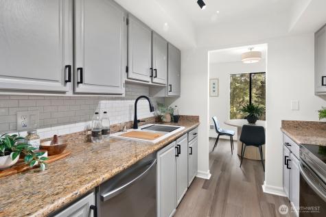 10508 NE 32nd Place Bellevue WA 98004